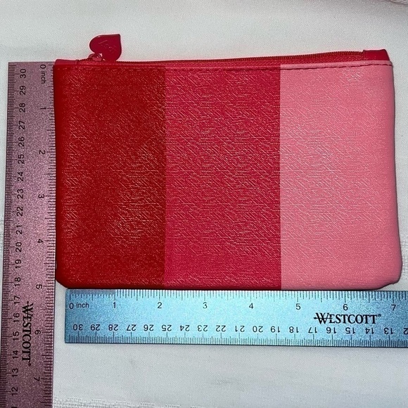 π3/$12π5/$15 ipsy Flying Colorsβ Red & Pink Cosmetic Bag EUC - Picture 6 of 7